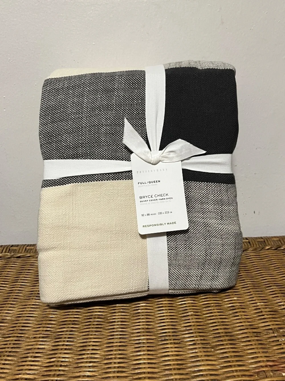 Pottery Barn.  Bryce Check Yarned Dyed Full/Queen Duvet.